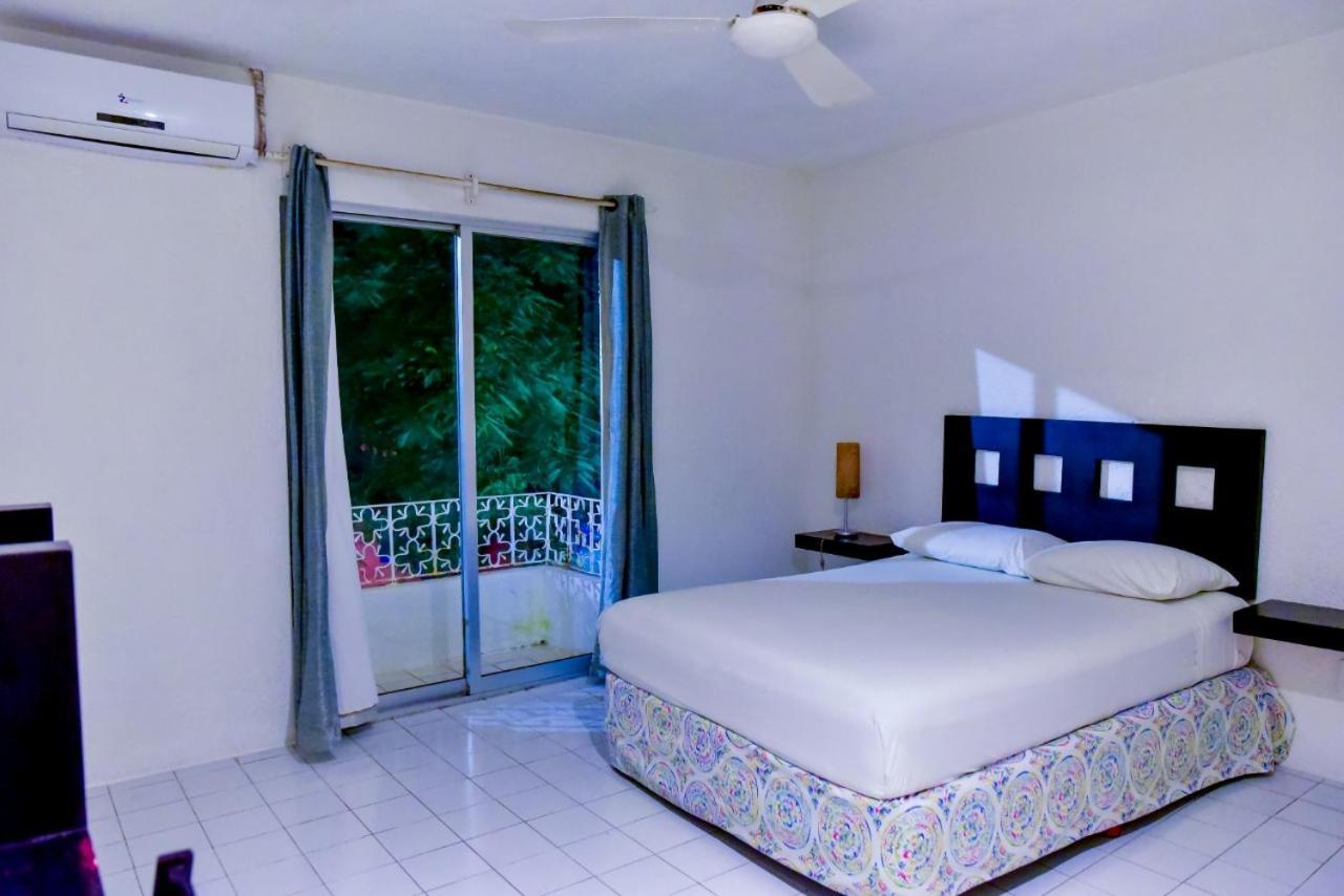El Tropical Playa Del Carmen Hotel Екстериор снимка